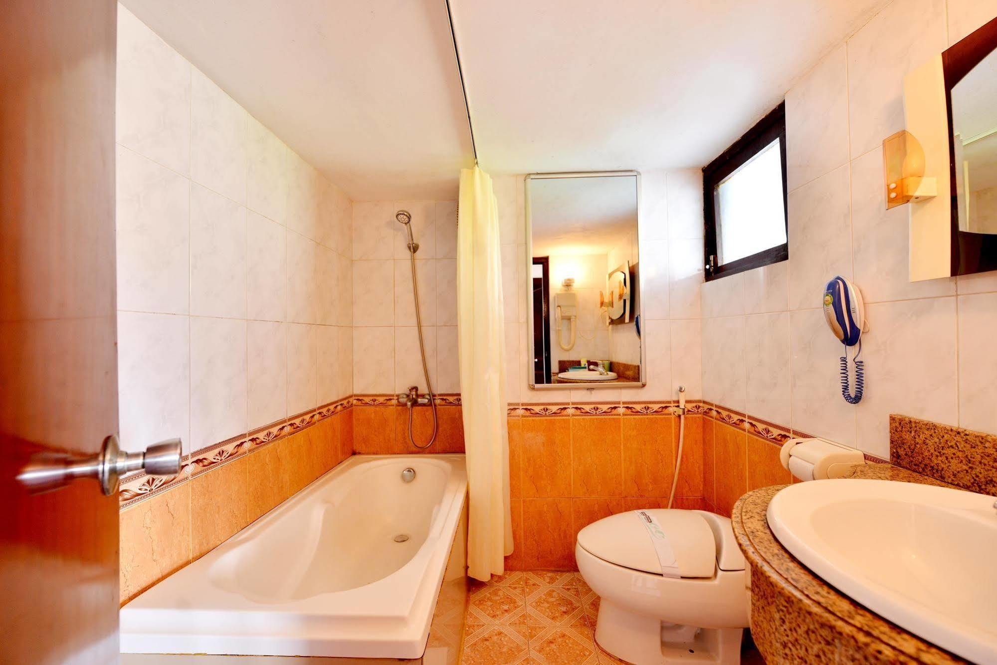 Grand Ha Long Hotel Εξωτερικό φωτογραφία